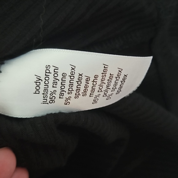 MAURICES Black mock Neck top with mesh floral sleeves size 3x - Picture 4 of 7